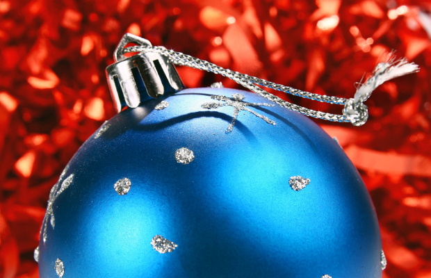 1 in 5 of us keep these seasonal items more than 20 years.