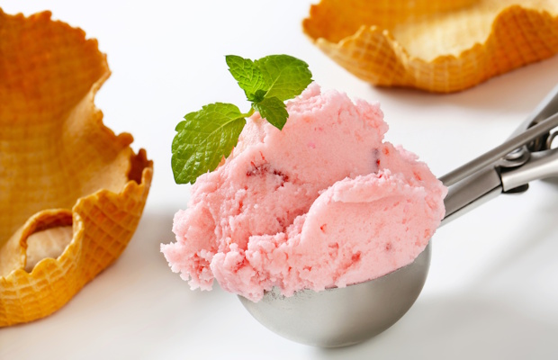 7000 Americans pulled a muscle serving this dish.